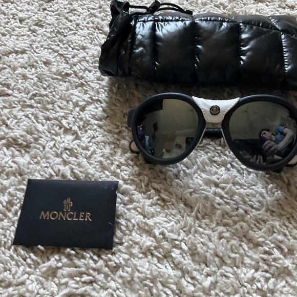 Moncler Smoke Mirror Round Unisex Sunglasses ML0046 02C 52 - Picture 11 of 11